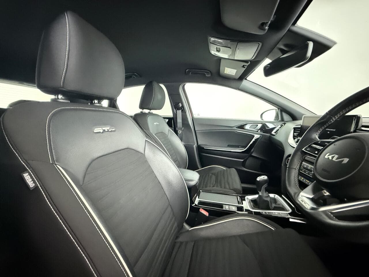 Kia Ceed thumbnail Seat Driver