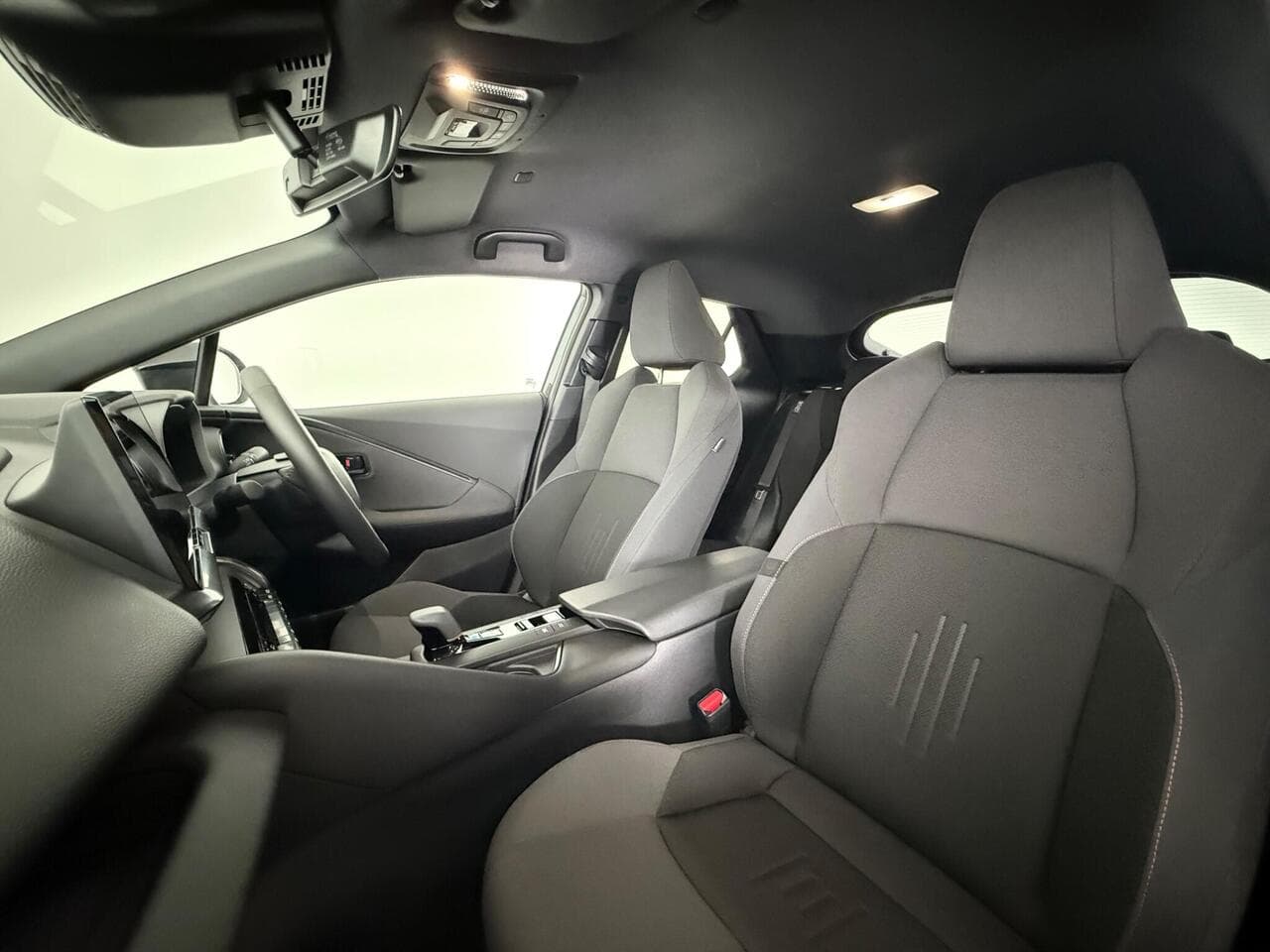 Toyota C-HR thumbnail Seat Front Passenger