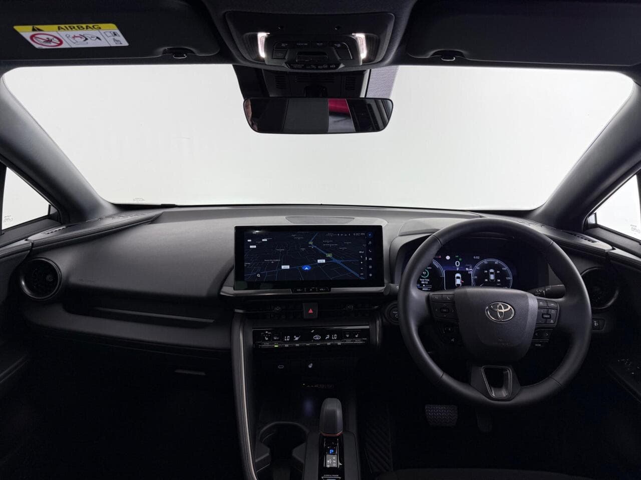 Toyota C-HR thumbnail Interior Front