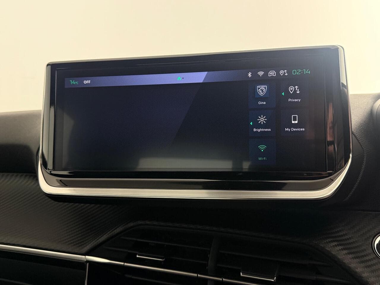 Peugeot 2008 thumbnail Infotainment System