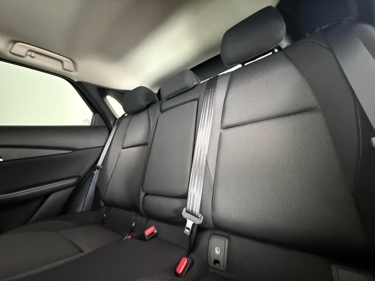 Mazda CX-30 thumbnail Seats Rear