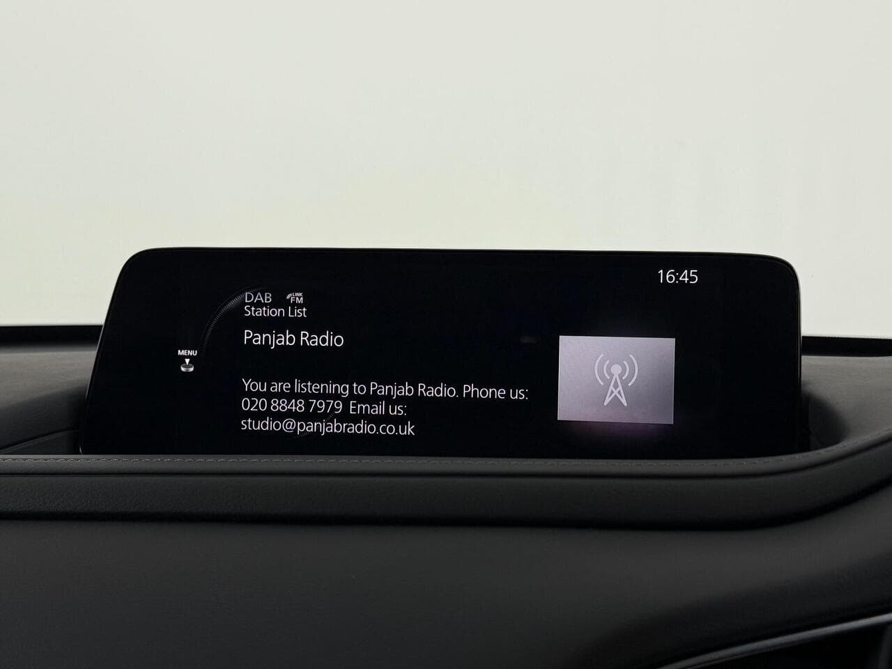 Mazda CX-30 thumbnail Infotainment System