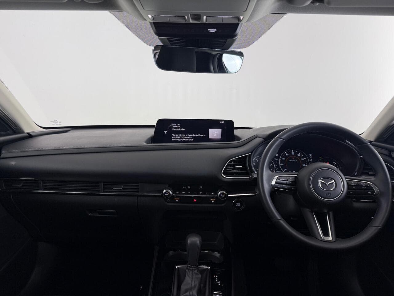 Mazda CX-30 thumbnail Interior Front