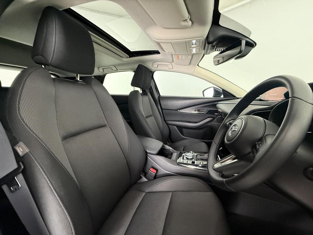 Mazda CX-30 thumbnail Seat Driver