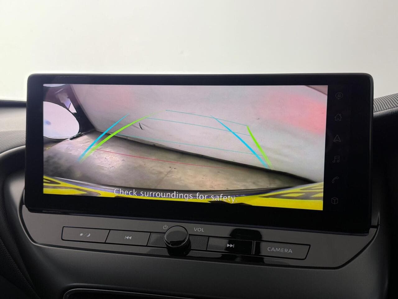 Nissan Juke thumbnail Infotainment System