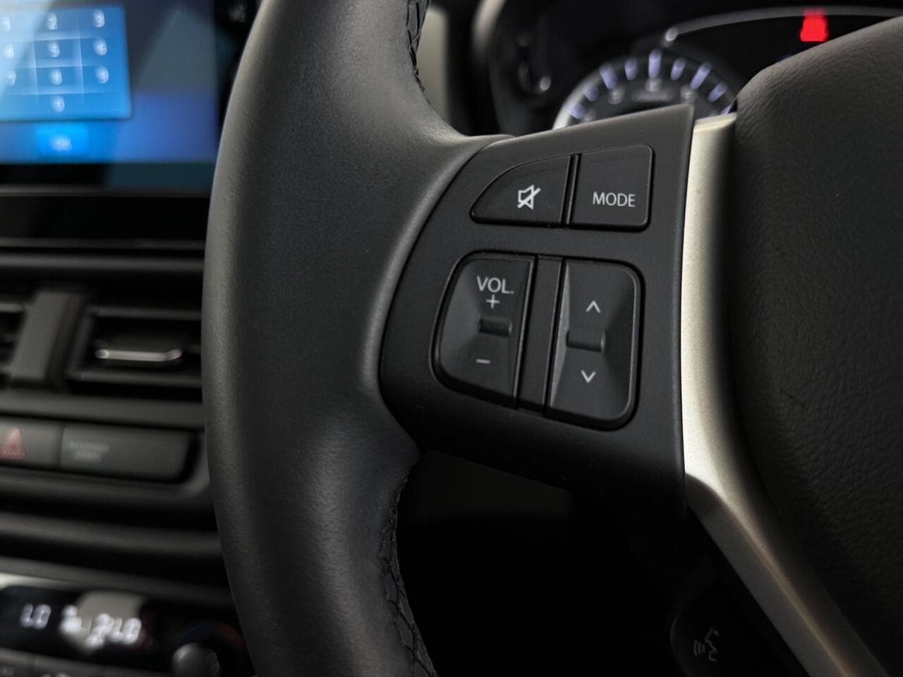 Suzuki S-Cross thumbnail Misc Controls