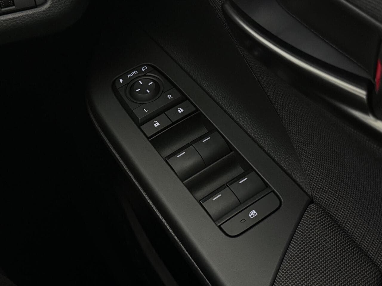 Toyota C-HR thumbnail Misc Controls